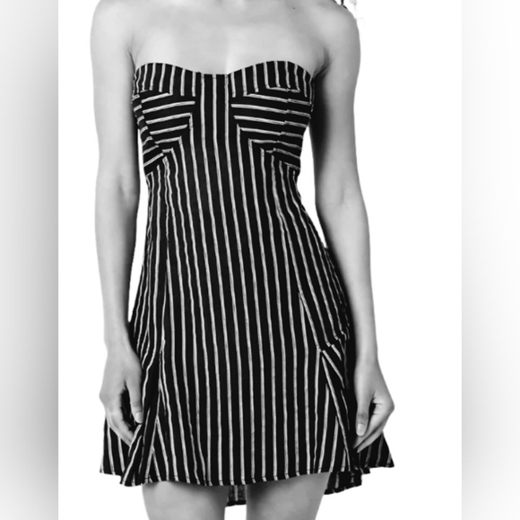 Material Girl Duo-2 Style Blk/White Striped Flair Skater Dress Size L - Picture 10 of 13